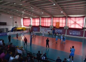 Одбојкарите на „Штип УГД“ израмнија во финалето со „Струмица 47&72“