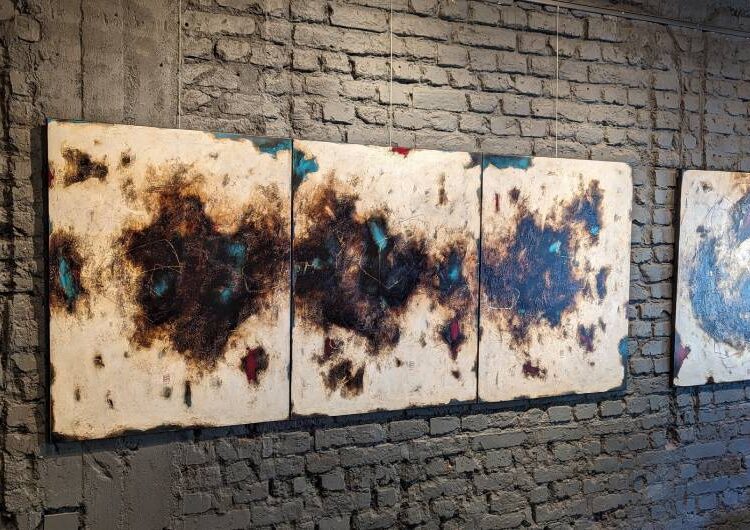 Во престижната софиска галерија [a]cube contemporary поставена изложбата „Реминисценции“ на Марјан Ѕингаров