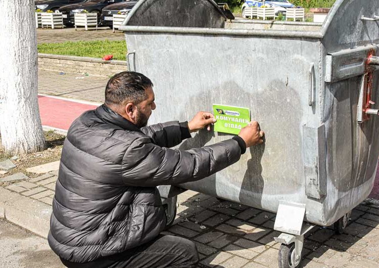 „Комуналец“ продолжува со активностите за чистење на поројот „Крушевска Република“