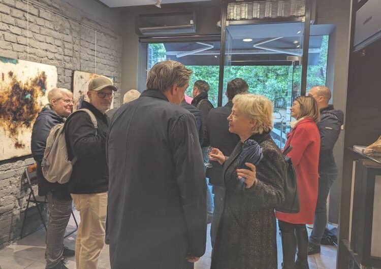 Во престижната софиска галерија [a]cube contemporary поставена изложбата „Реминисценции“ на Марјан Ѕингаров