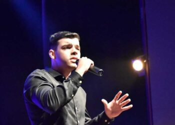 Никола Назов од Струмица е меѓу најдобрите вокали кај средношколците во Македонија – прва награда на „Viva la musica“