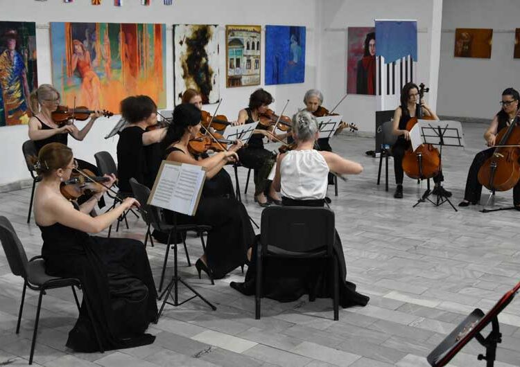 Долготрајни аплаузи за „Амаросо“ од Србија – струмичани уживаа во прекрасните звуци од гудачките инструменти на дамите