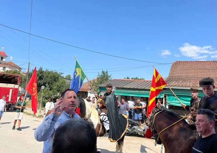 Радовската Коњаница по трет пат до славното Крушево – утрово го почнаа Илинденскиот марш