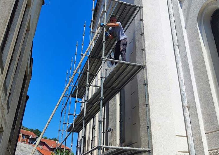 Почна реконструкцијата на храмот „Свети Кирил и Методиј“ во Струмица