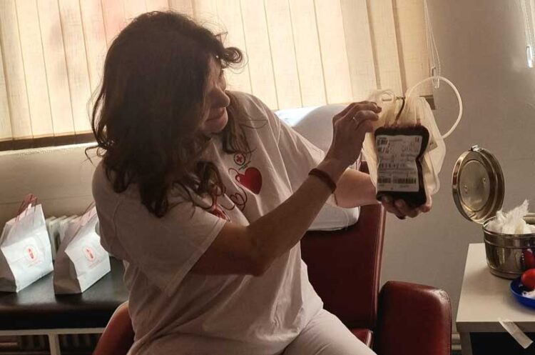 Д-р Дениза Стамболиева апелира до струмичани за дарување крв за болните