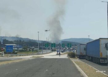 Затворен граничниот премин „Богородица“ поради пожар од грчка страна