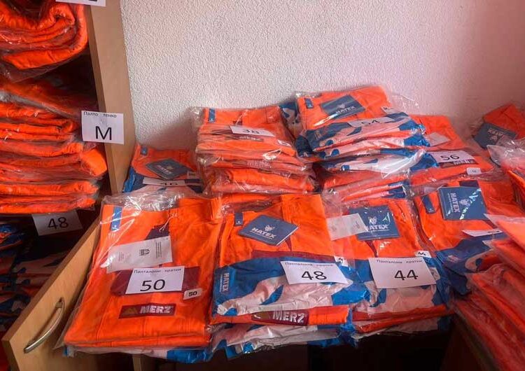 Нашинците од Швајцарија обезбедија специјална работна облека за вработените во ЈКП „Огражден“ Босилово