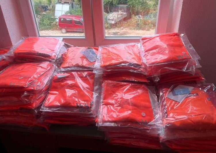 Нашинците од Швајцарија обезбедија специјална работна облека за вработените во ЈКП „Огражден“ Босилово