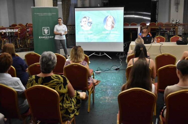 ПЗУ аптека „ЕЛИКСИР“ месец август го посвети на Светската недела на доење