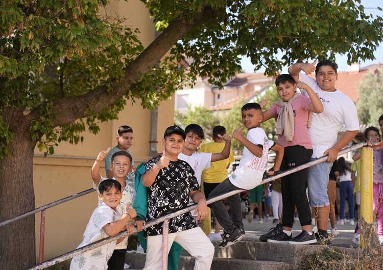 Во општина Струмица 451 прваче зачекорија во основното образование – 417 нови средношколци во двете средни училишта