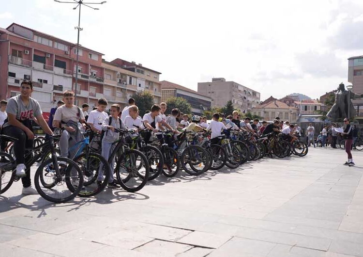 Во Струмица одбележана Европската недела на мобилност – градоначалникот Костадинов најави дополнителни 5.4 километри нови велосипедски патеки