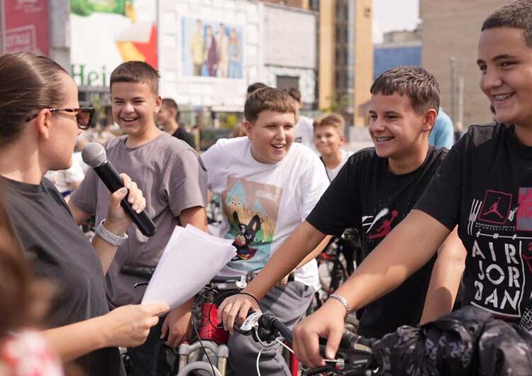 Во Струмица одбележана Европската недела на мобилност – градоначалникот Костадинов најави дополнителни 5.4 километри нови велосипедски патеки