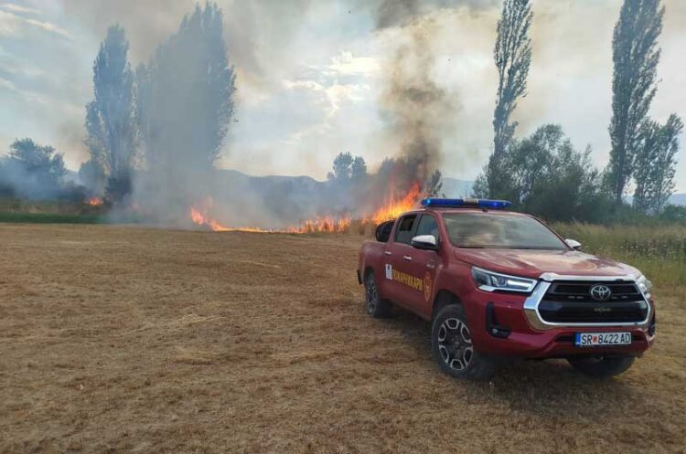 Два пожари вчера во струмичко – гореле ниска вегетација и депонија