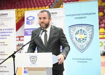 Тошковски: Четири лица се приведени во вчерашната акција во неколку градови