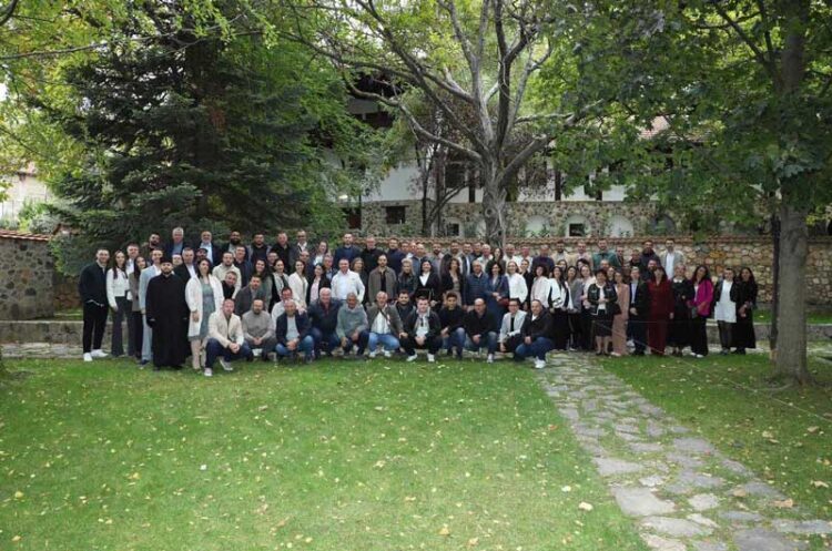 Градежниците го одбележаа празникот Св. Тома – кумството го презема Секторот за урбанизам