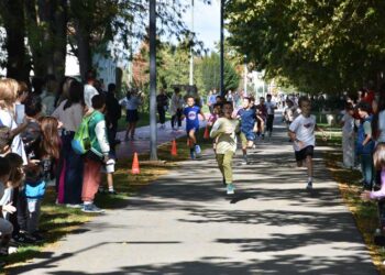 За прв пат во Струмица се одржаа Есенски Крос трки за ученици од I до V одделение