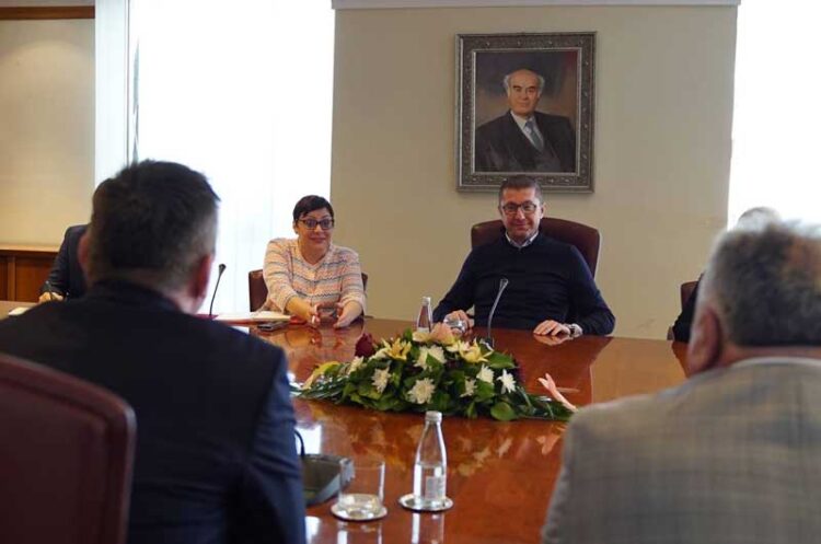 Мицкоски: Платите на наставниците и професорите се зголемуваат за 5% со октомвриската плата, до крајот на мандатот ќе пораснат за 46%