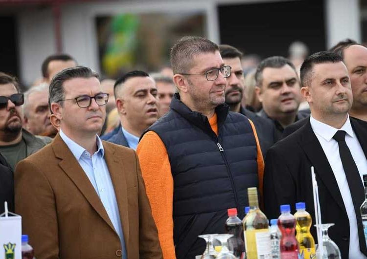 Премиерот Христијан Мицкоски беше во Градашорци на традиционалната манифестација „Празијада 2024“