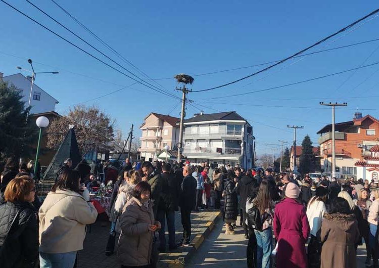 Општината Босилово за прв пат организираше Новогодишен базар