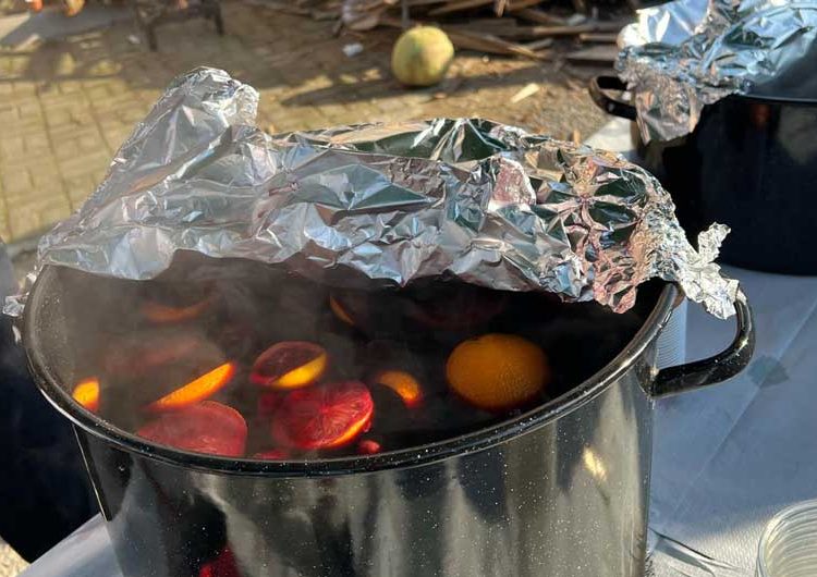 Општината Босилово за прв пат организираше Новогодишен базар
