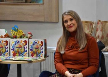 Во Младинскиот центар промовирана сликовницата „Тино – бездомното полжавче“ од Сузана Мицева