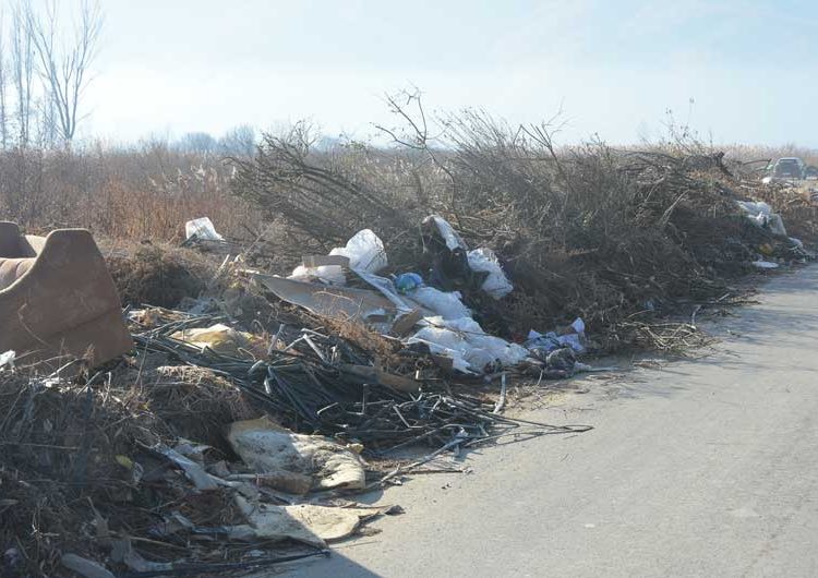 Во акцијата на ЈПКД „Комуналец“ за чистење на дивите депонии само од депонијата во Муртино е собрано 320м³ отпад