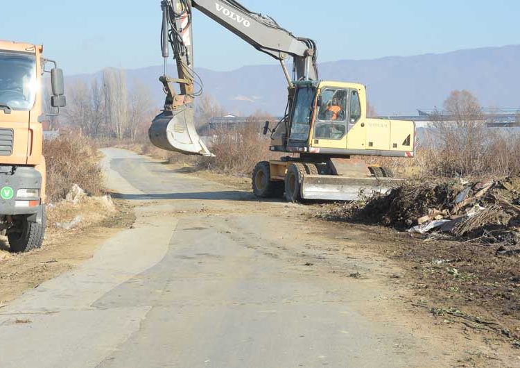 Во акцијата на ЈПКД „Комуналец“ за чистење на дивите депонии само од депонијата во Муртино е собрано 320м³ отпад