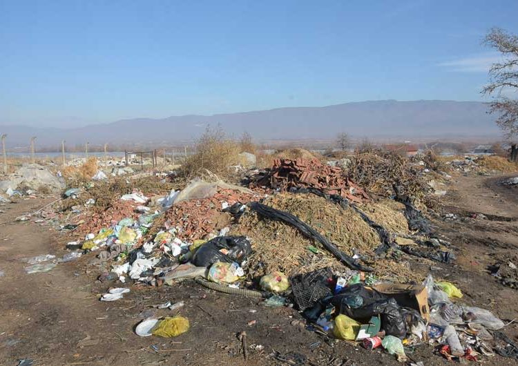 Во акцијата на ЈПКД „Комуналец“ за чистење на дивите депонии само од депонијата во Муртино е собрано 320м³ отпад