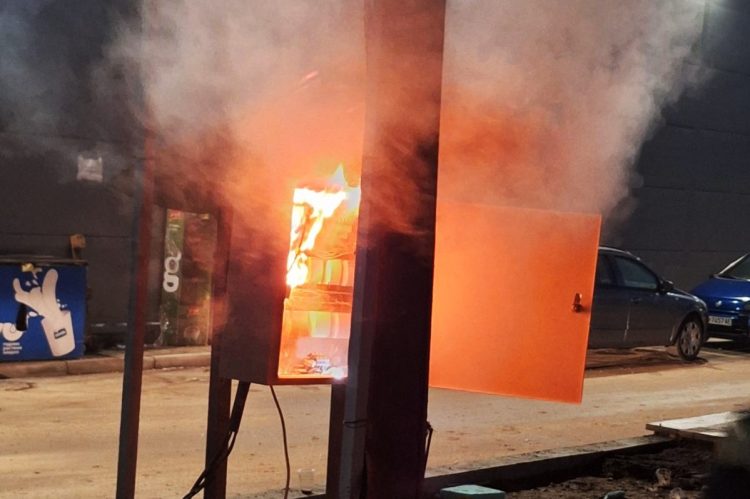 Се запали електрична табла на „Климент Охридски“