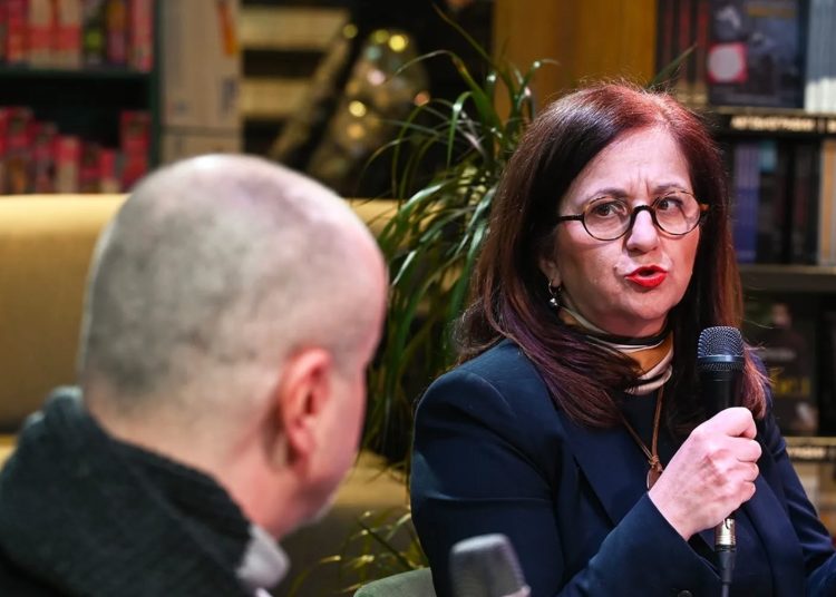 Промовирана првата есеистичка книга на еден од најпознатите и најпреведувани македонски писатели во светот – Никола Маџиров од Струмица