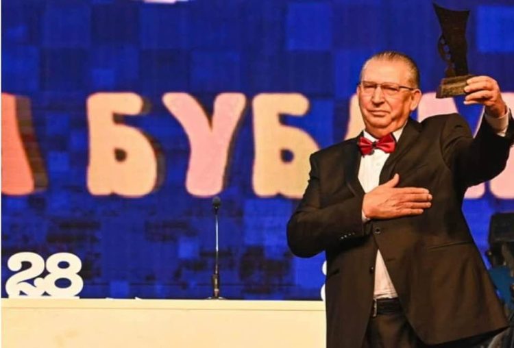 Перо Христов доби награда за животно дело на „Златна Бубамара на популарноста 2025“