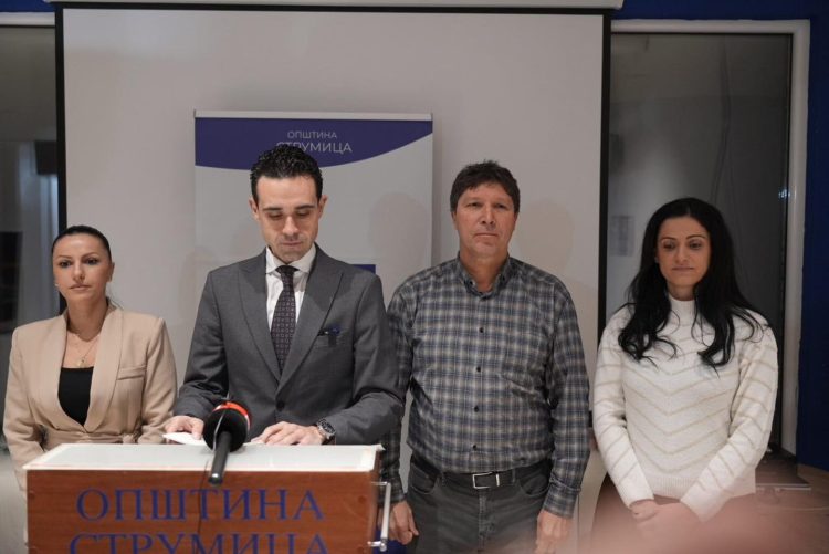 Костадинов тврди дека загадувањето на воздухот во Струмица е намалено за 50%