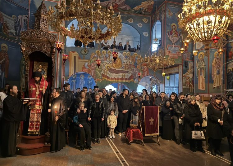 Во Црквата Свети Петнаесет во Струмица се отслужи молебен канон за постраданите во трагедијата во Кочани