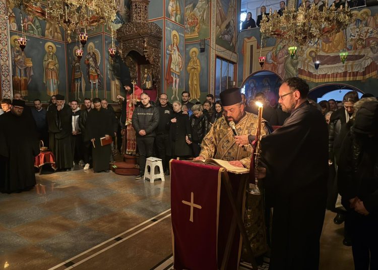 Во Црквата Свети Петнаесет во Струмица се отслужи молебен канон за постраданите во трагедијата во Кочани