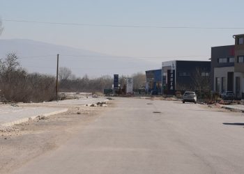 Костадинов прашува зошто власта ја блокира изградбата на патот Струмица – Дабиље, од ЈП за државни патишта одговорија дека имотно правните односи се решени