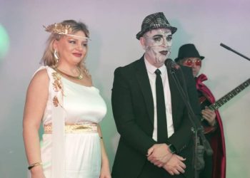 Митко и Катерина Дрвошанови се принцот и принцезата избрани на Маскенбалот во Струмица