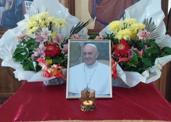 Eпископот Стојанов ги извести сите католички парохии и монашки заедници во Македонија по повод упокојувањето на папата