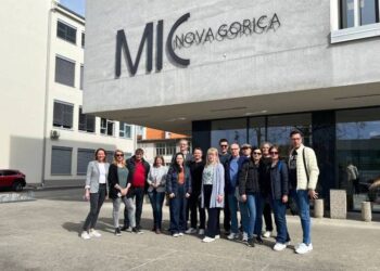 Професори од ДСУ „Никола Карев“ од Струмица беа во посета на Школскиот центар за стручна извонредност и тренинг во Нова Горица, Словенија