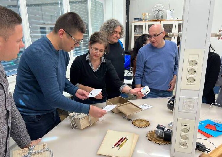 Професори од ДСУ „Никола Карев“ од Струмица беа во посета на Школскиот центар за стручна извонредност и тренинг во Нова Горица, Словенија