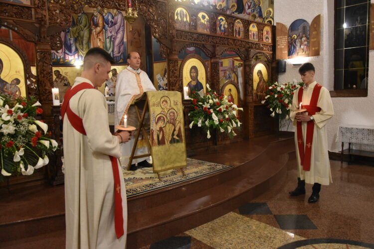 Воскресна света Литургија во Катедралната црква „Успение на Пресвета Богородица“ во Струмица