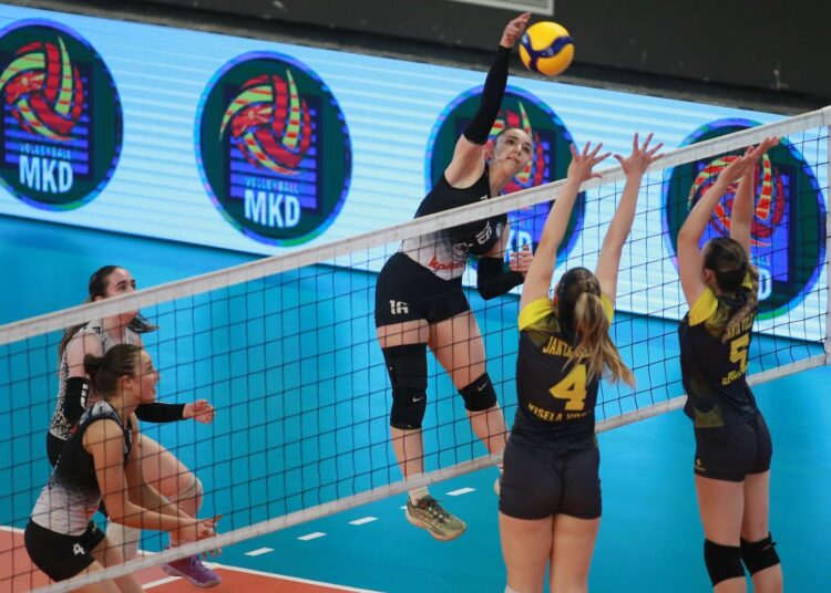 Сребро за одбојкарките на „Наковски Волеј“ во младинска конкуренција