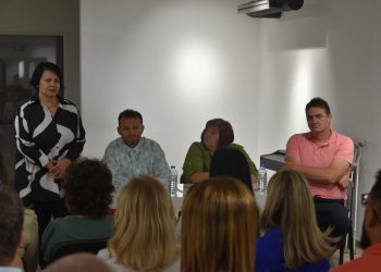 Родителите на деца со попреченост бараат добивање статус на „родител-негувател“