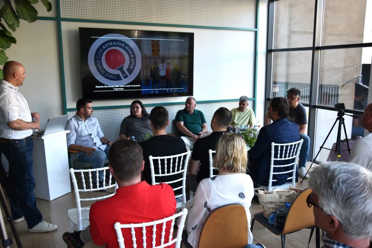 Во „Јуроп Хаус“ се одржа панел дискусија „Без ракавици за спортот во Струмица“