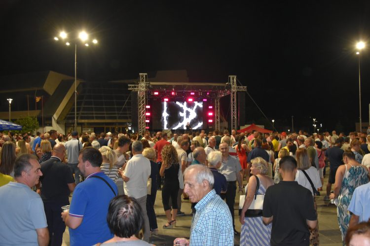 ВМРО-ДПМНЕ во Струмица со концерт славеше јубилеј – 35 години од основањето на Општинскиот комитет