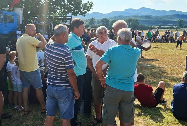 Костурино го слави Петровден – Даскаловски присуствуваше на турнир во пеливанско борење