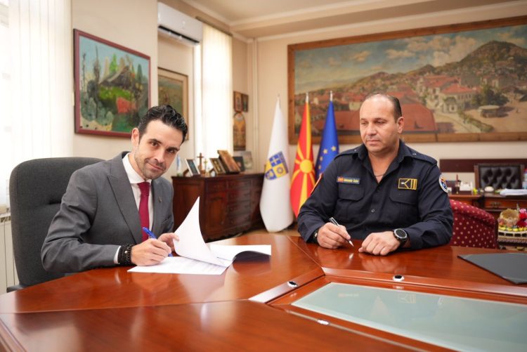 Пожарикарите на Струмица од 1 септември ќе добијат зголемување на платата за 100%