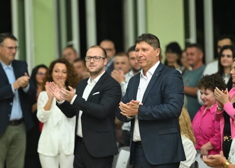 Доктор Миле Гогов ќе биде носител на советничката листа на СДСМ на претстојните Локални избори