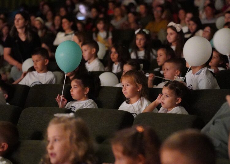 Во општина Струмица 492 првачиња зачекорија во основното образование