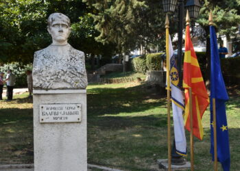 СДСМ Струмица: Тие што еден голем период од нивното постоење не доаѓаа на чествувањето за Благој Јанков Мучето, вчера отворија „божем“ реконструирана спомен куќа