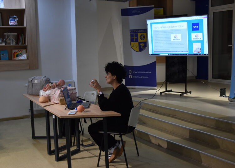 Во Струмица се одржа Едукативна работилница за предностите на доењето